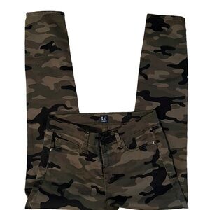 EUC Gap Denim Camo Jeans Sz 28